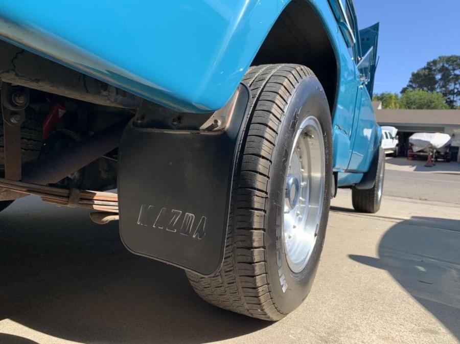 Колеса Mazda B1500 1974 года  (фото 36 из 111)